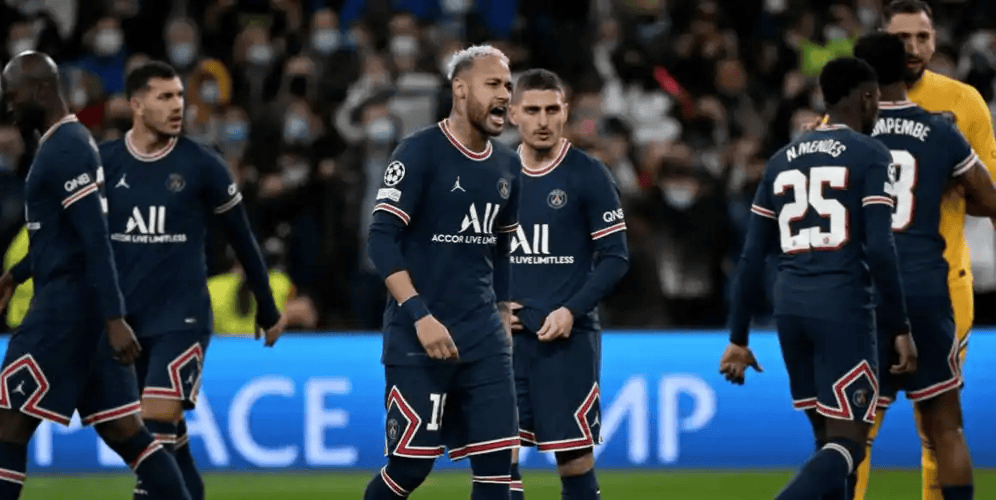 法甲焦点战前瞻：尼斯残阵死守VS巴黎豪门攻坚，姆巴佩能否率队客场碾压？